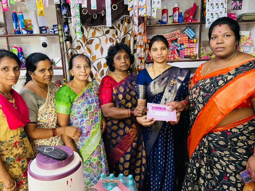Kothapet Dwakra in-charge Swapna Gari was invited to the Vasudaika family celebrations.