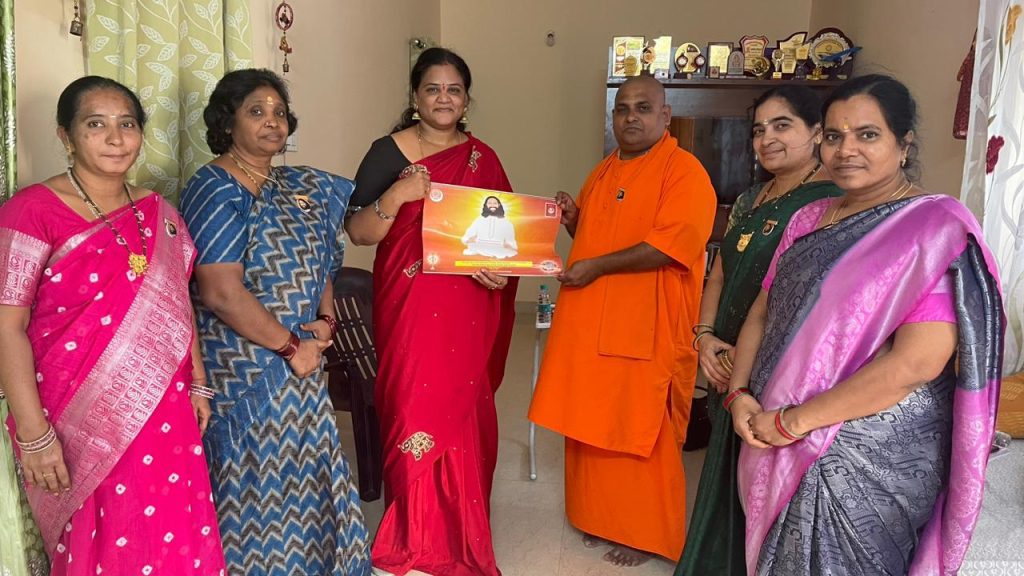 Kothapeta BRS Woman President Mrs. Swetha Reddy along with Vasudaika family wedding invitation card was given.