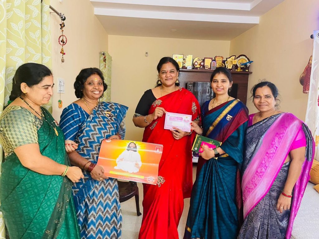 Kothapeta BRS Woman President Mrs. Swetha Reddy along with Vasudaika family wedding invitation card was given..
