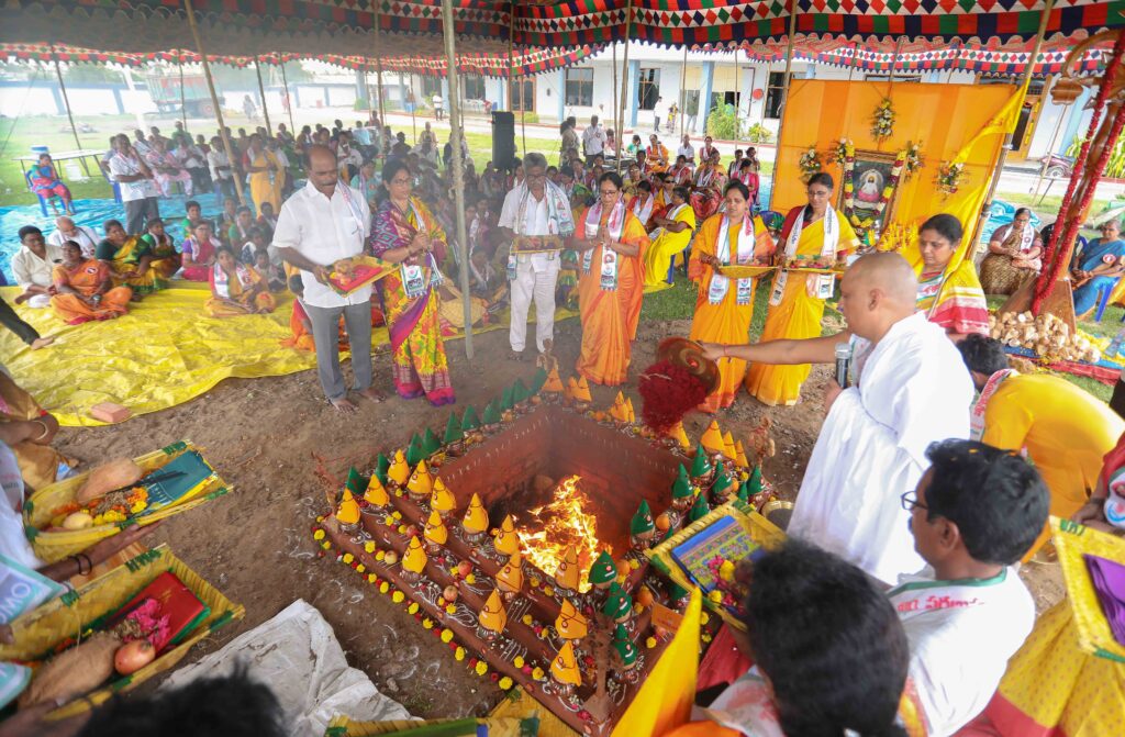 Aumaujayaa Guru Pournami Kaikaluru 2025
