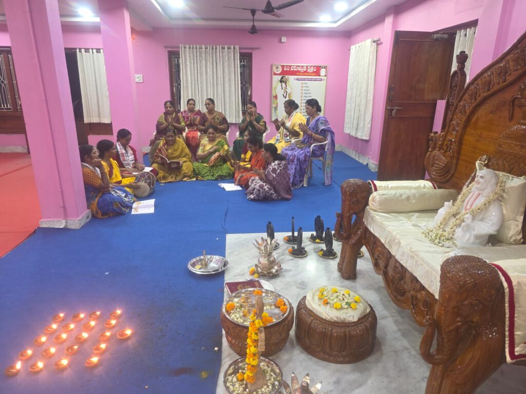 bhajan at om namosthute kshetram kaikalur