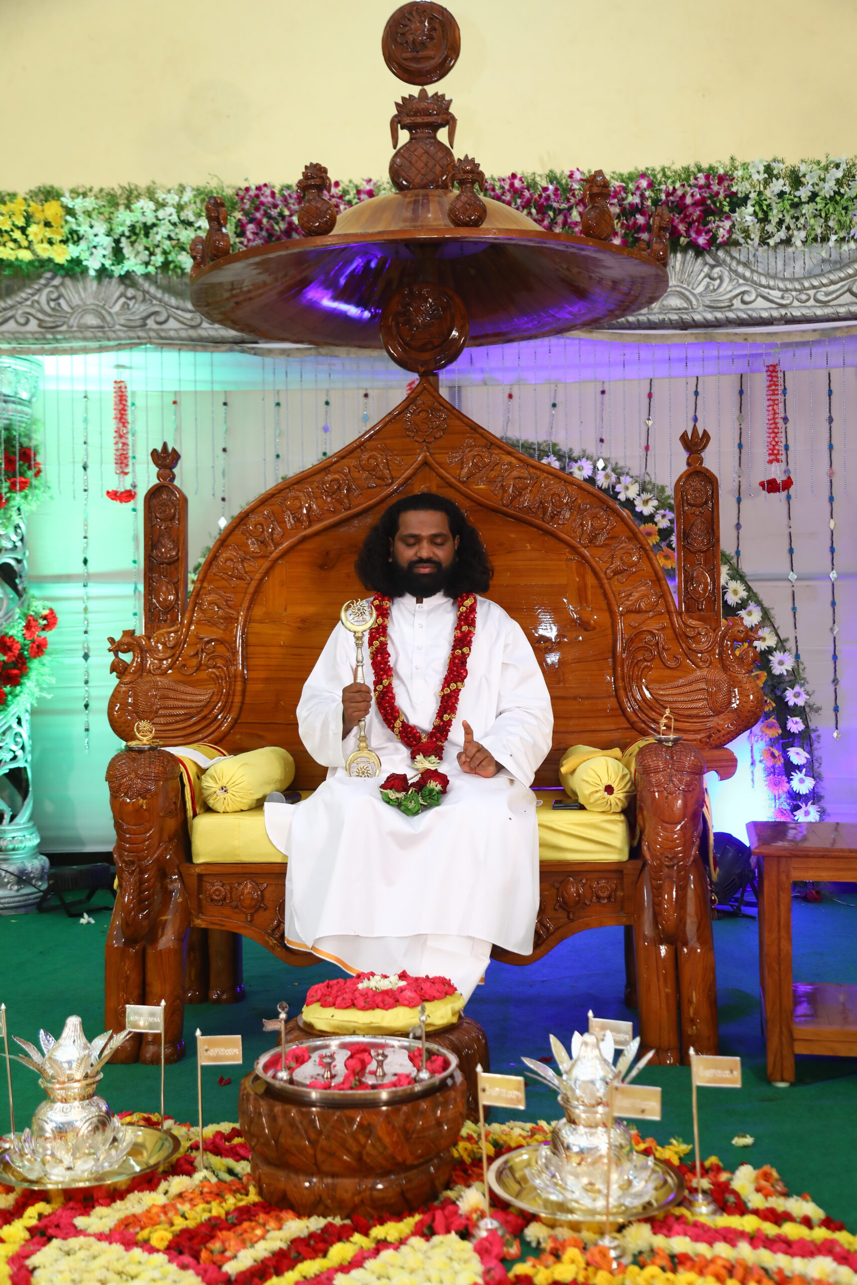 aumaujayaa guru pournami - mahaaguru ji at kaikalur 2022